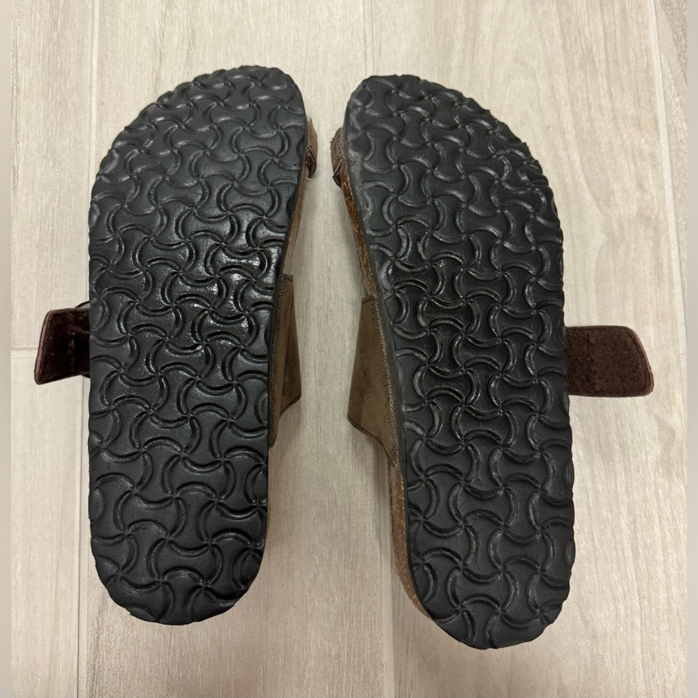 Natural Reflections Brown Buckle Sandals - Picture 4 of 4